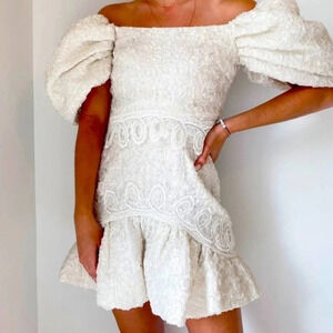 ELLIATT White and Gold Puff Sleeve Top Size XS